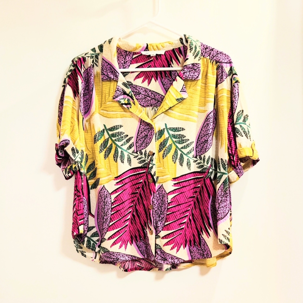 Jane + Delancey Tropical Print Top